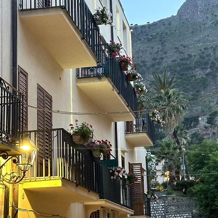 Badia Rooms & Breakfast Castellammare del Golfo Bagian luar foto