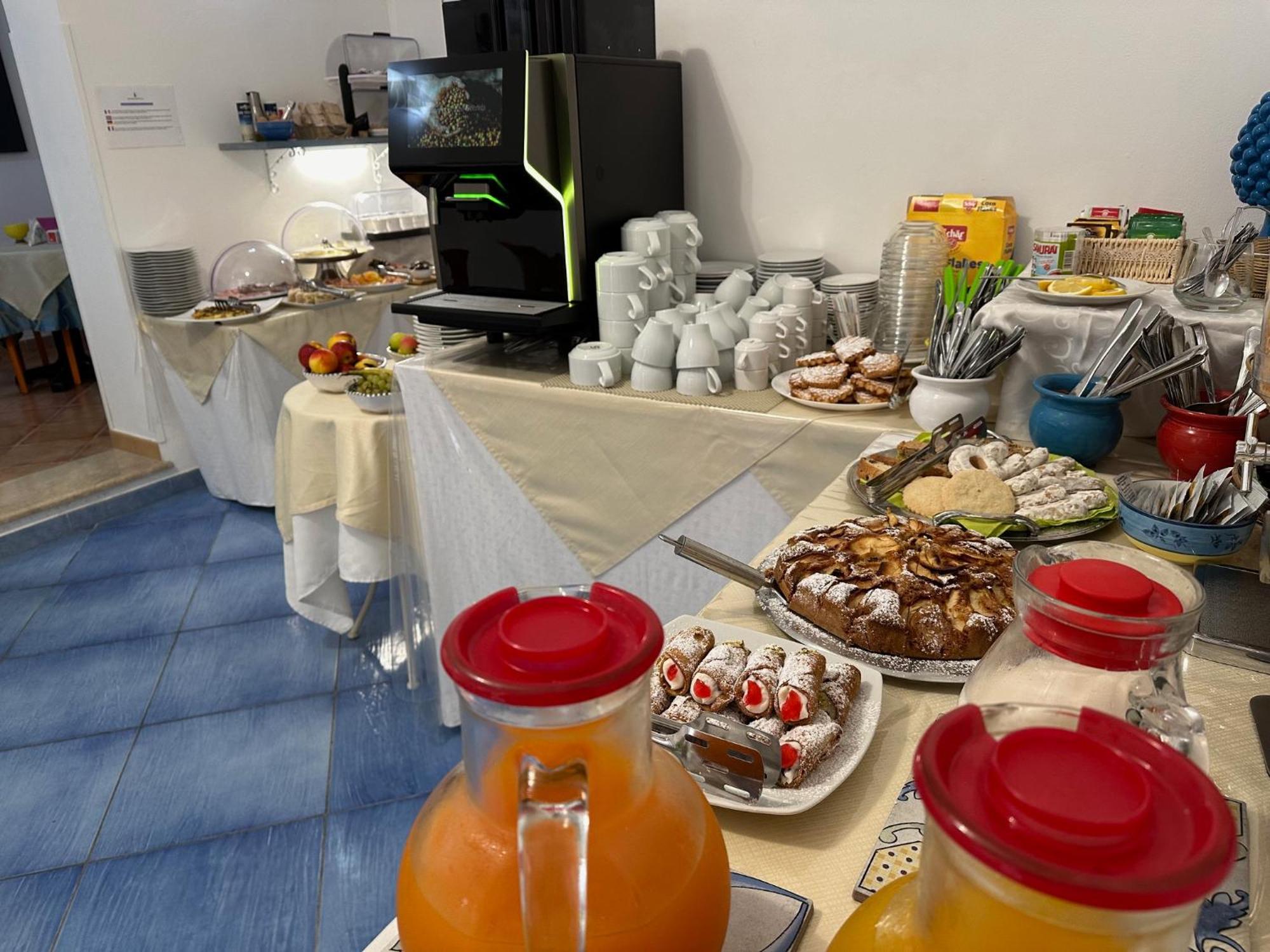 Badia Rooms & Breakfast Castellammare del Golfo Bagian luar foto