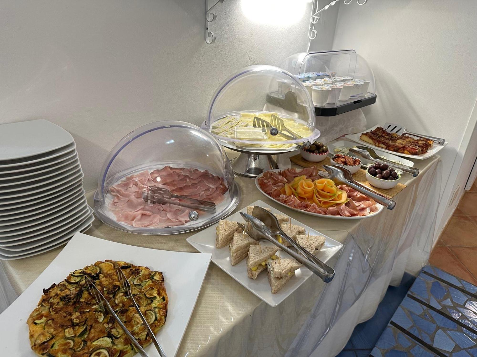Badia Rooms & Breakfast Castellammare del Golfo Bagian luar foto