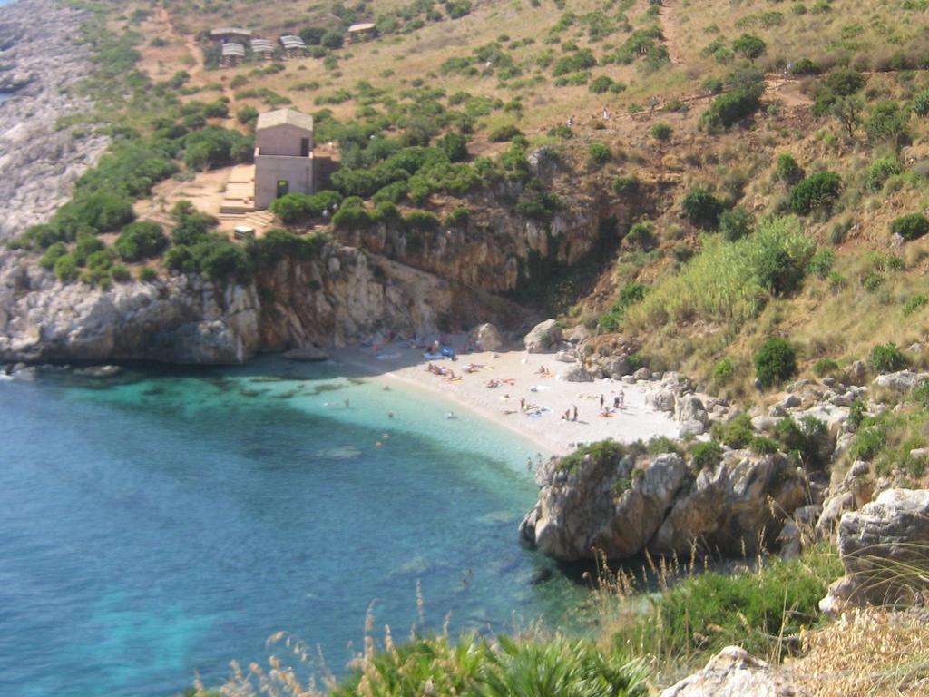 Badia Rooms & Breakfast Castellammare del Golfo Bagian luar foto