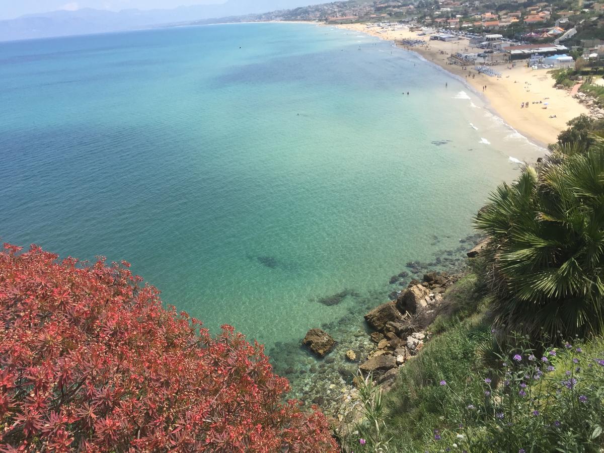 Badia Rooms & Breakfast Castellammare del Golfo Bagian luar foto