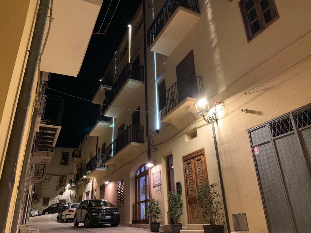 Badia Rooms & Breakfast Castellammare del Golfo Bagian luar foto
