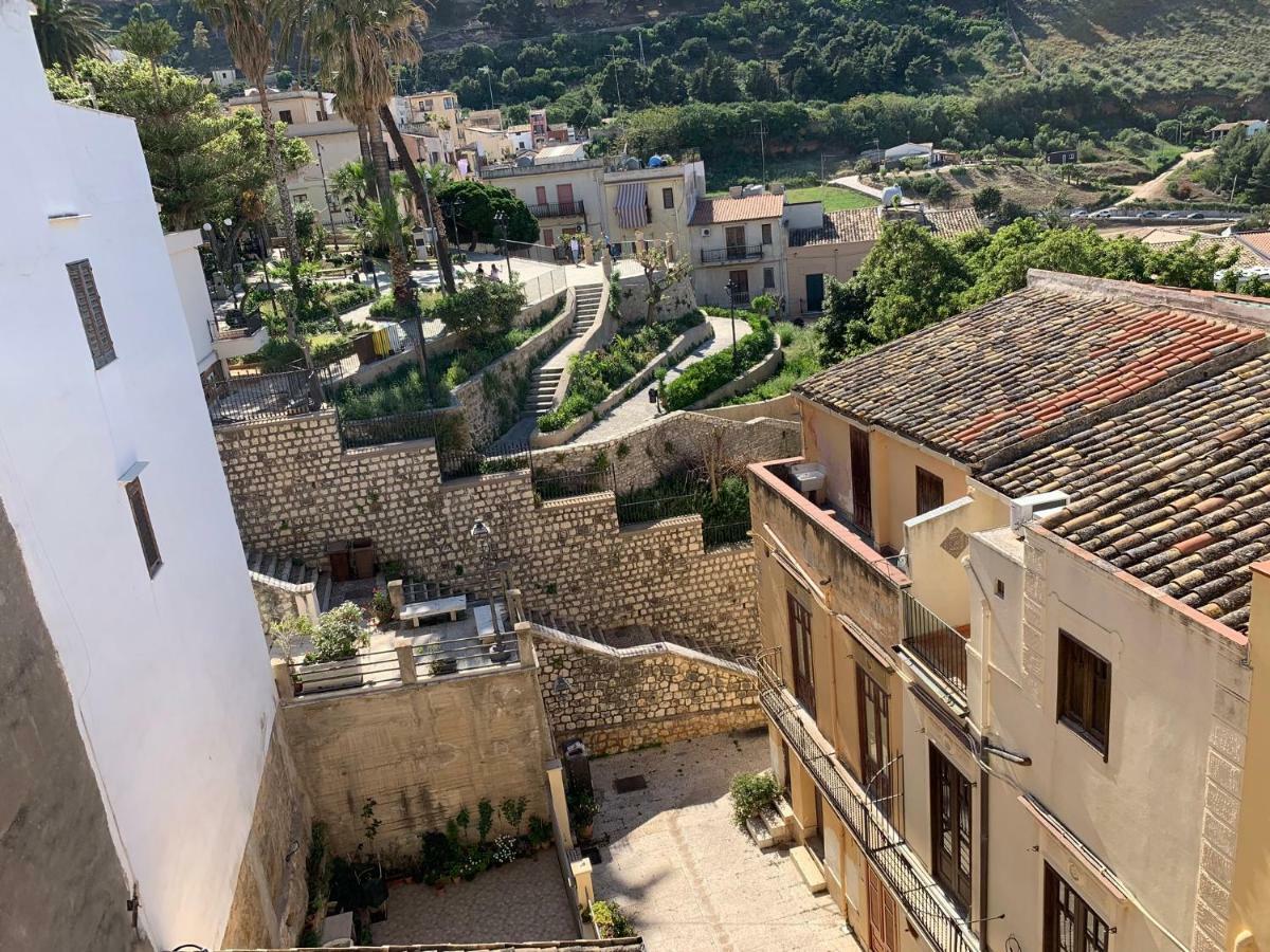 Badia Rooms & Breakfast Castellammare del Golfo Bagian luar foto